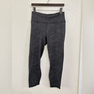 Fabletics High-Waisted Cropped Leggings Black Gray Speckled Animal Print
